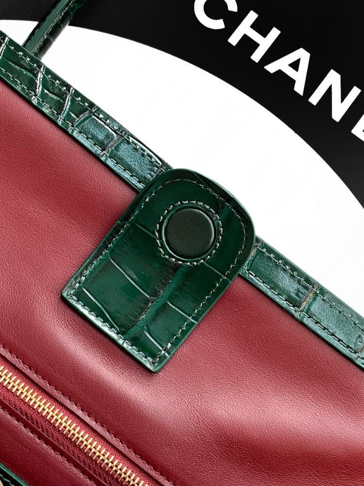 Chanel Large Croc-Embossed Tote Bag