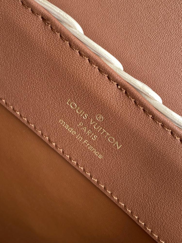Louis Vuitton Capucines Wicker  Leather Bag