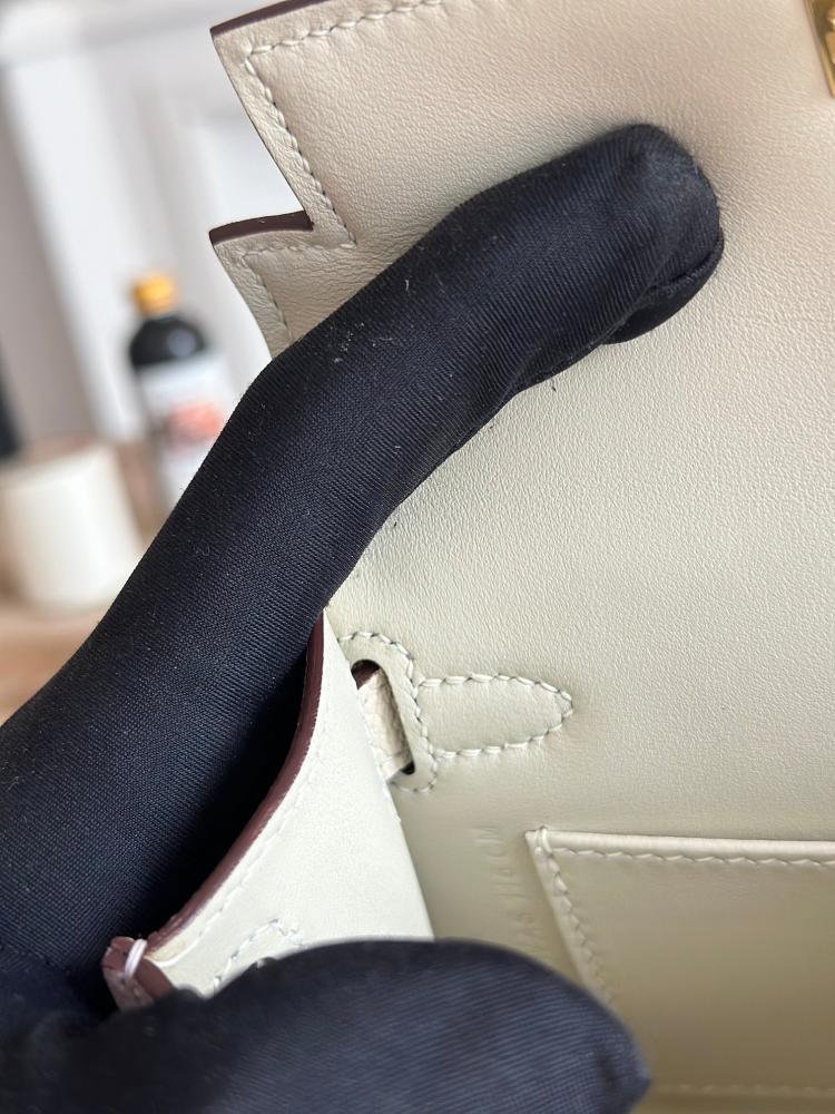 Hermes Mini Kelly II 19 Bag