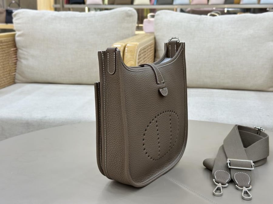 Hermes Evelyne III 29 TC Bag
