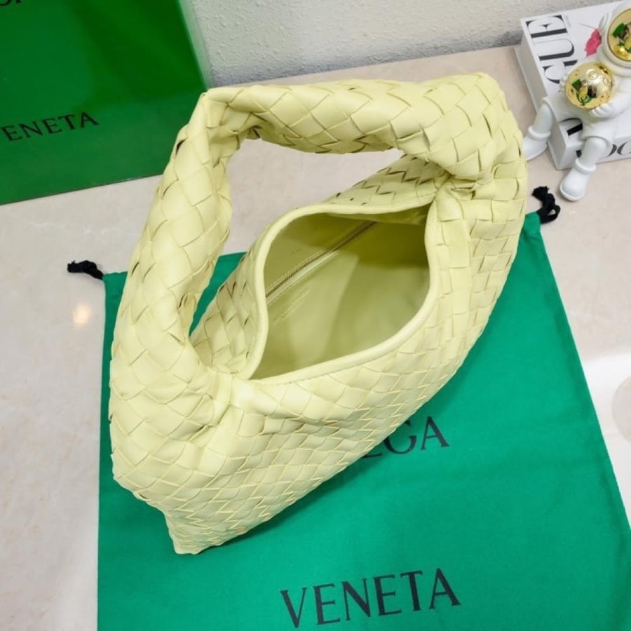 New BV Small Hop Bag 41cm (Leather)
