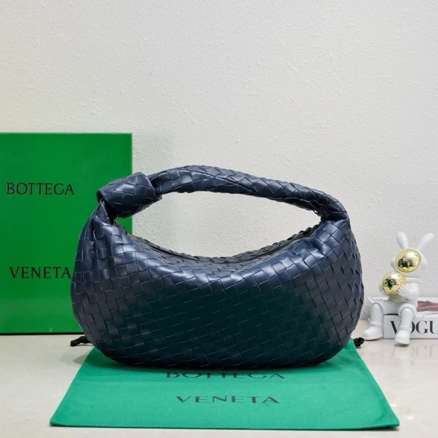 BV Medium Jodie Bag 40cm