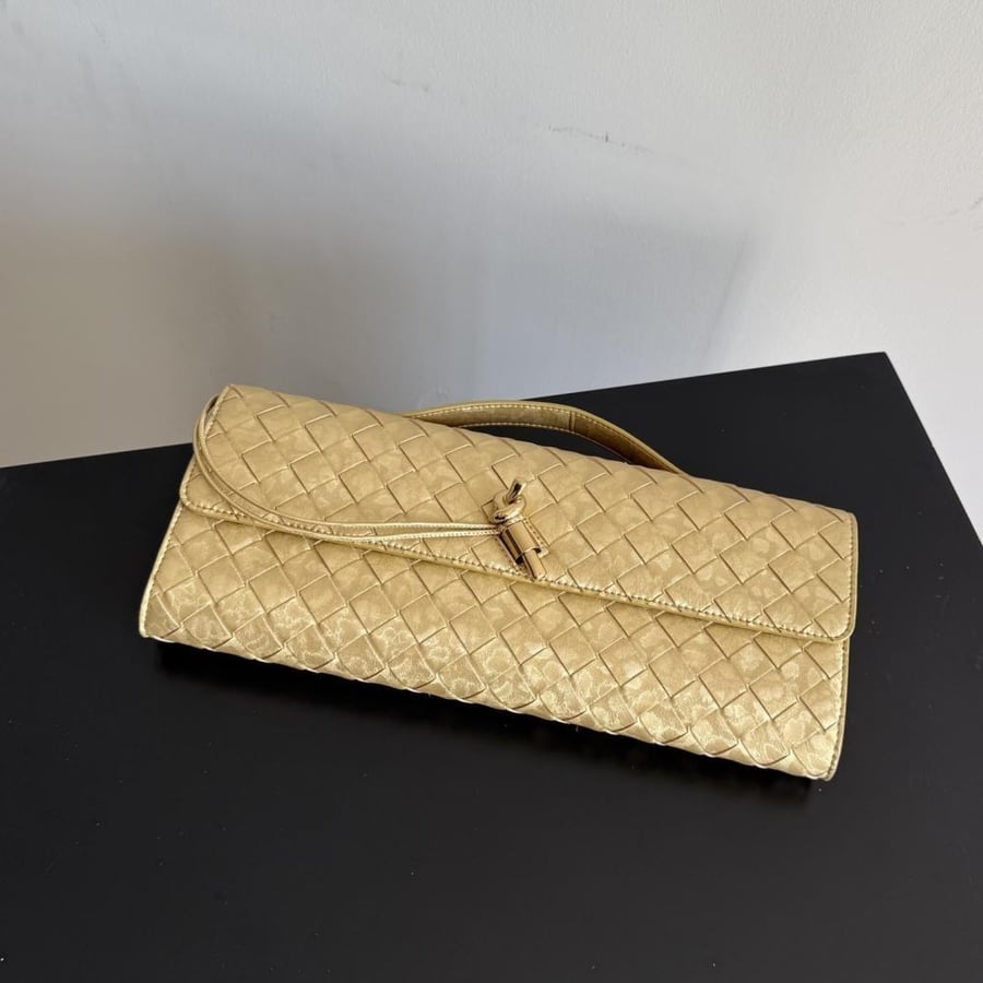 BV Andiamo Evening Clutch 31*13*3cm