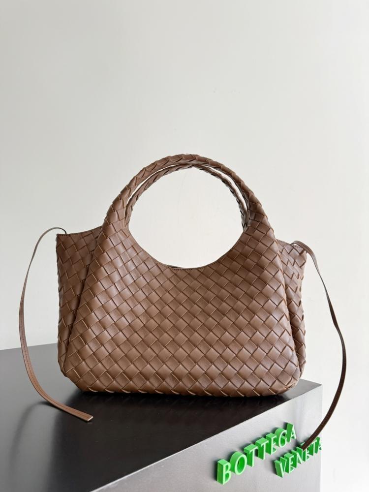 BV Campana Shoulder Bag 33cm