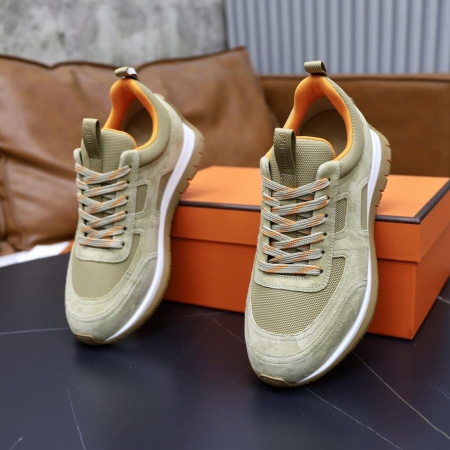Hermes 38-44