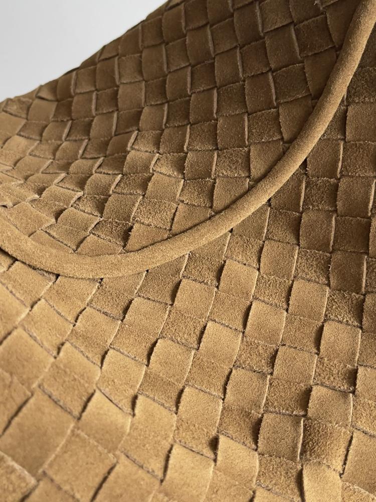 BV New Large Hop Bag 54cm (Suede)