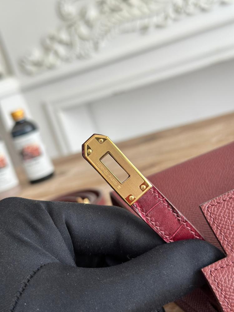 Hermes Mini Kelly II 19 Bag