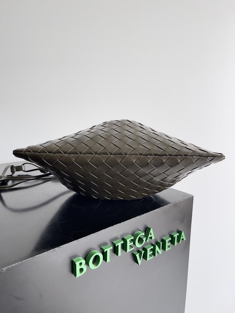 BV Dustbag Shoulder Bag 32cm