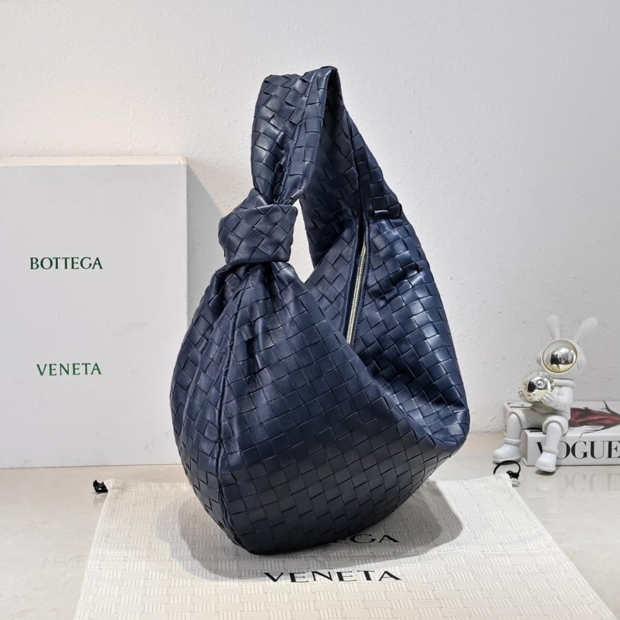 BV Extra Large Jodie Bag 54cm