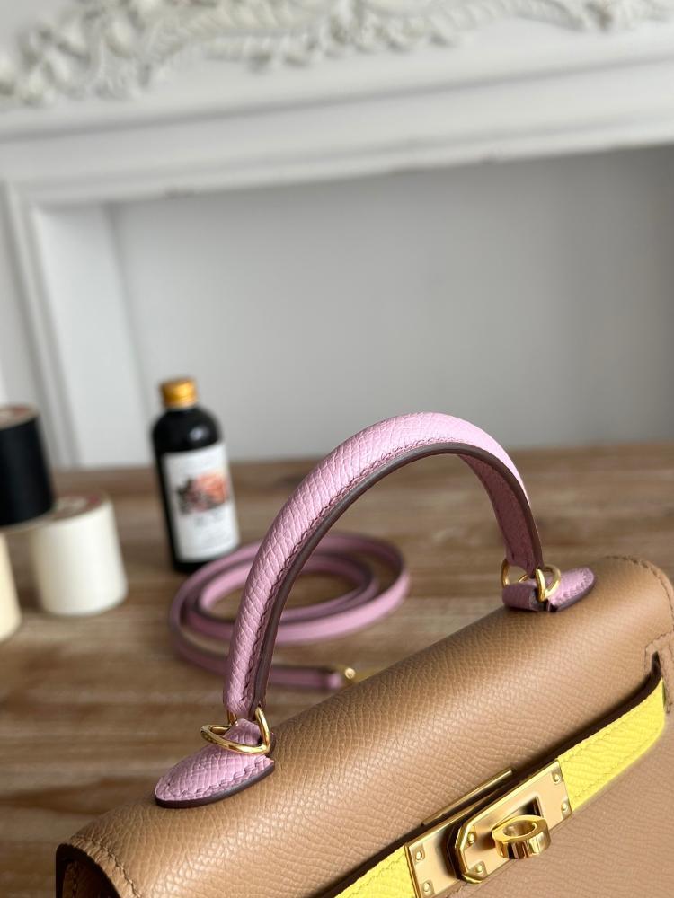 Hermes Mini Kelly II 19 Bag