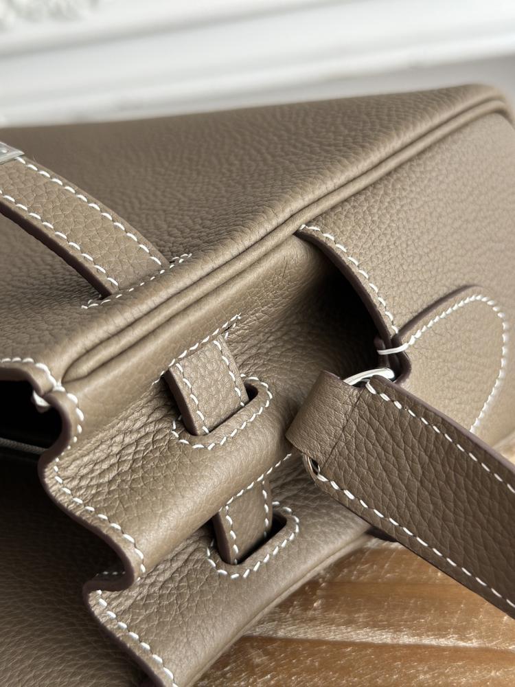 Hermes Kelly Messenger 25 Bag