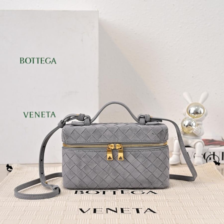 BV Vanity Case Bag 22cm