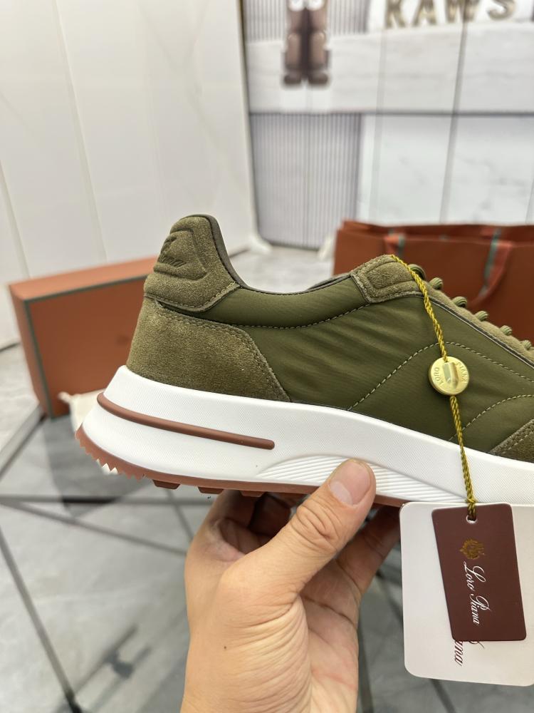 Loro Piana Week End Walk  38-46