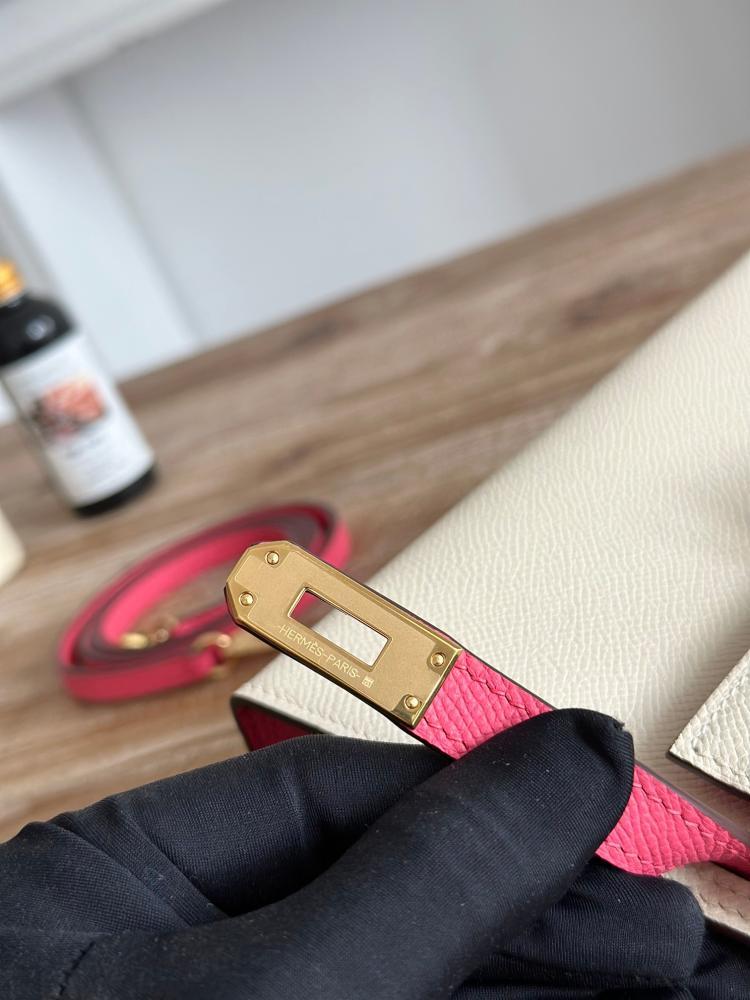 Hermes Mini Kelly II 19 Bag
