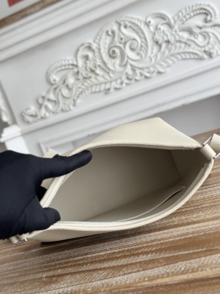 Hermes Berlingot Bag