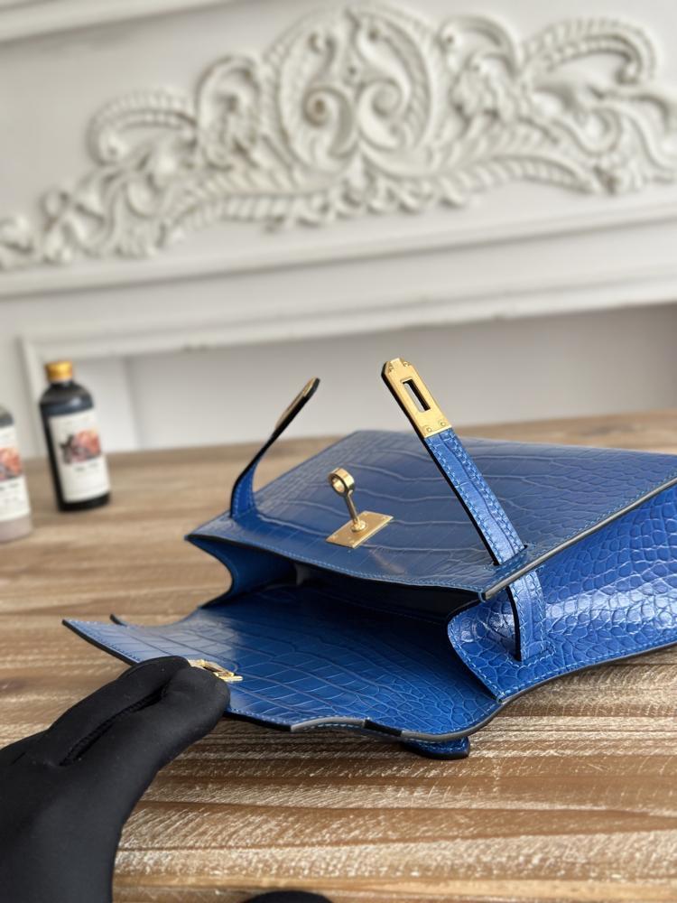 Hermes Kelly Mini Pochette 22cm