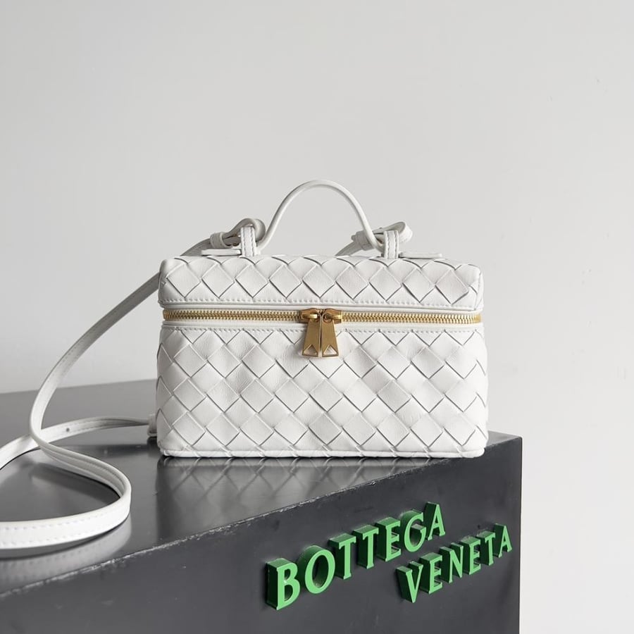 BV Vanity Case Bag 22cm