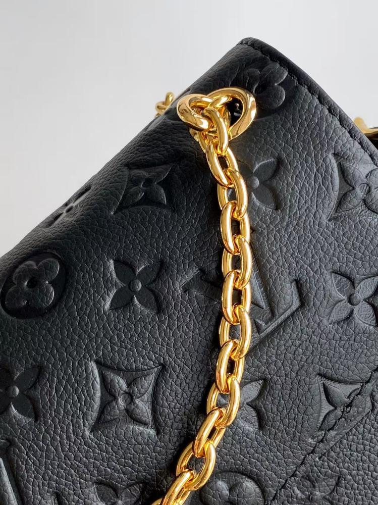 LV Lock Shoulder Bag 29.5*18.5*9.5cm