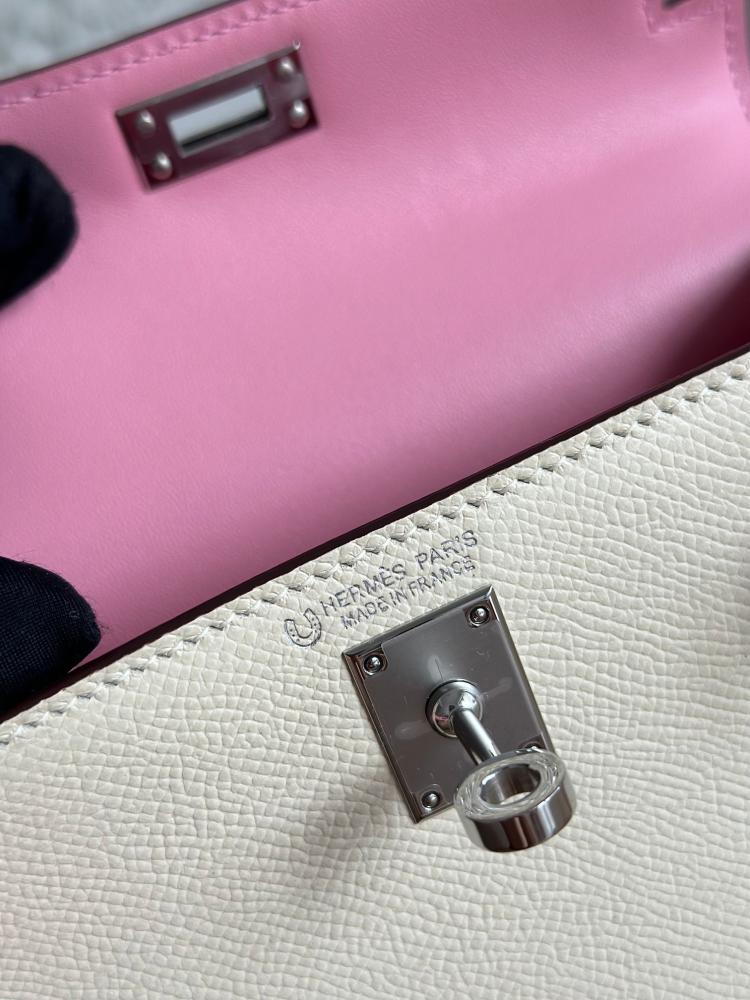 Hermes Mini Kelly II 19 Bag