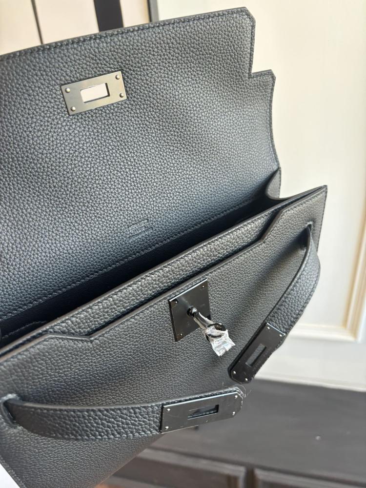 Hermes Kelly Dépêches 25 Pouch (Leather)