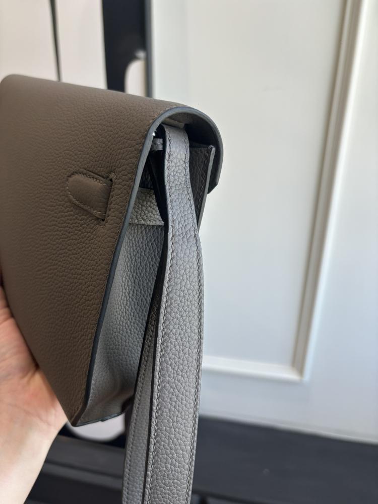 Hermes Kelly Dépêches 25 Pouch (Leather)
