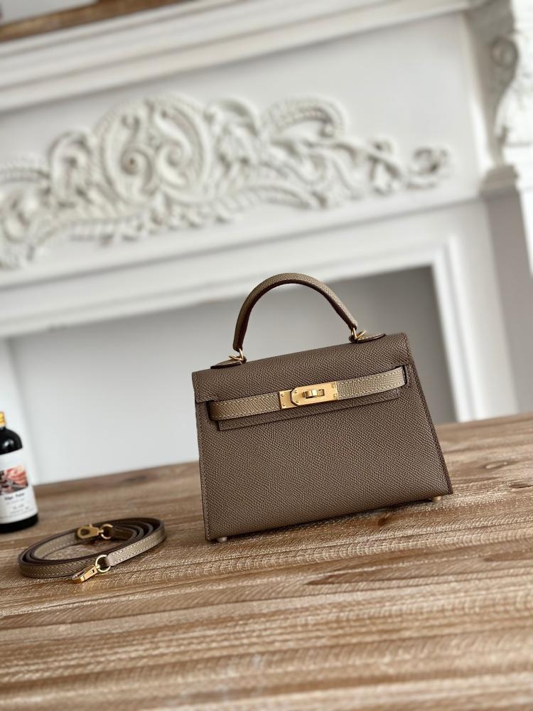 Hermes Mini Kelly II 19 Bag