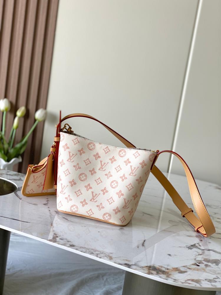 LV Bucket Bag Monogram 16cm