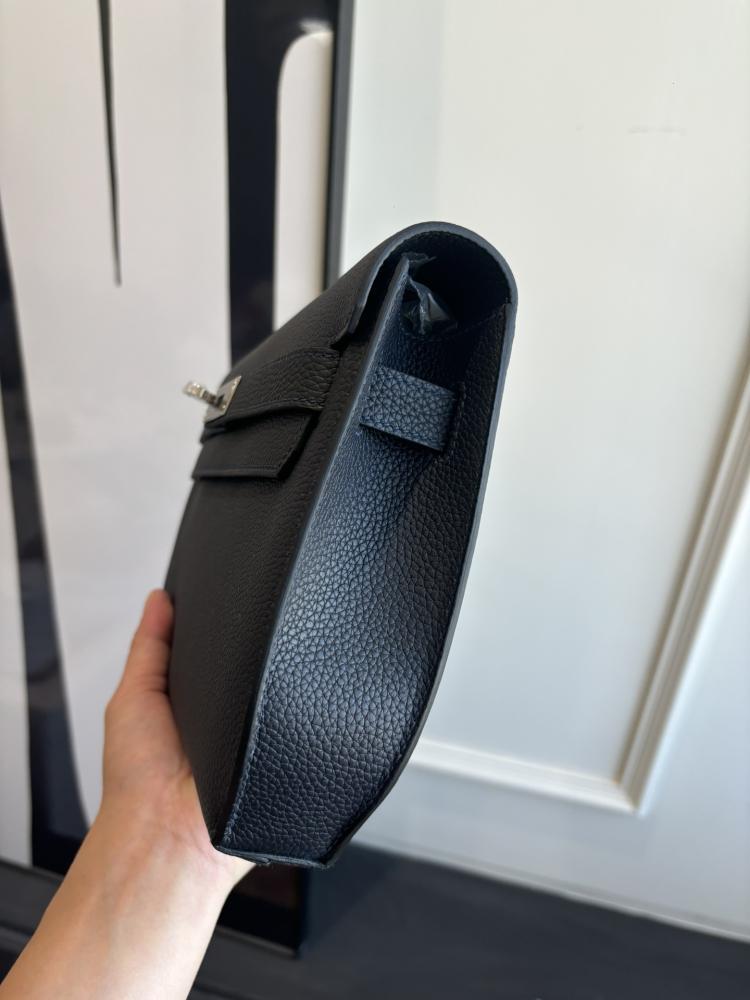 Hermes Kelly Dépêches 25 Pouch (Leather)