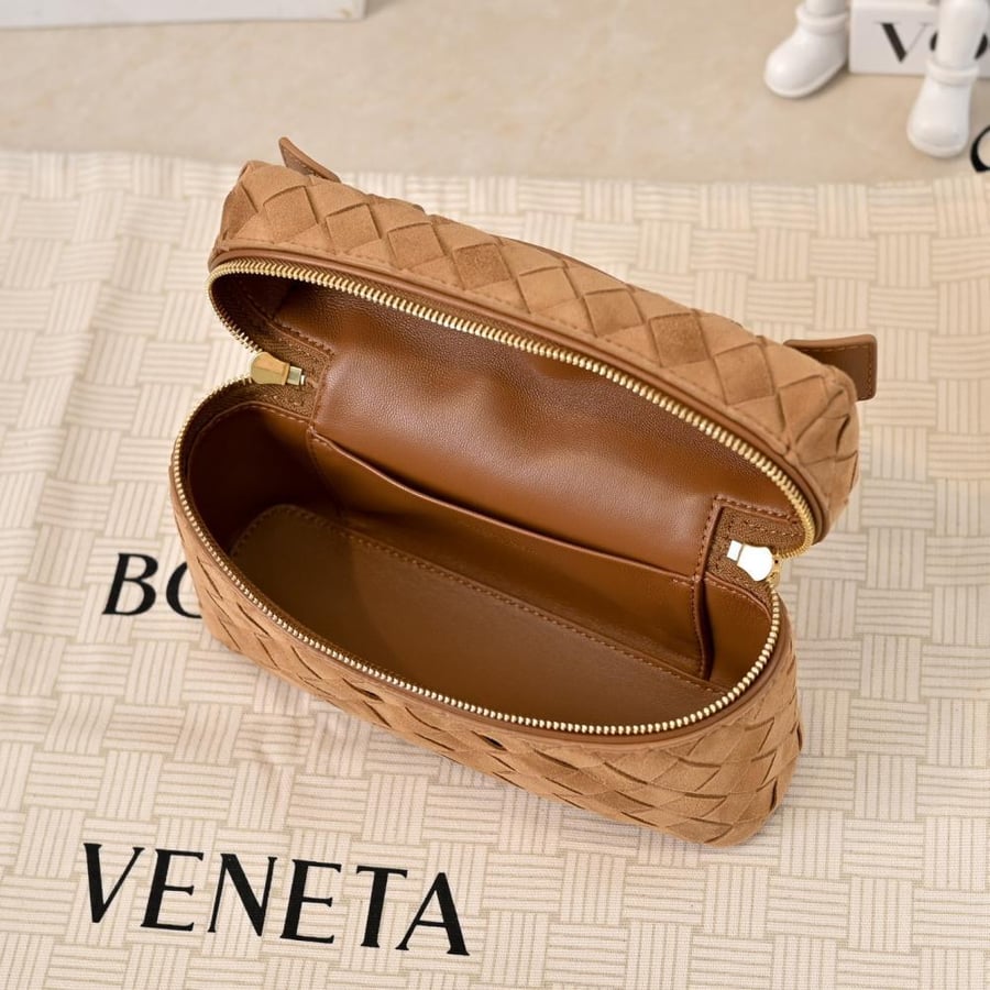 BV Vanity Case Bag 22cm