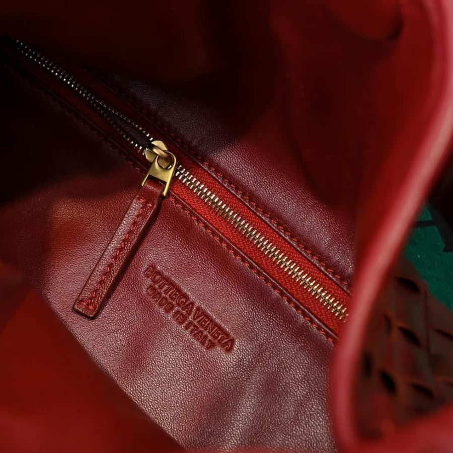 BV New Medium Hop Bag 46cm (Leather)