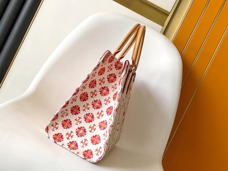 Louis Vuitton Onthego MM Geometric Monogram Canvas Tote Bag