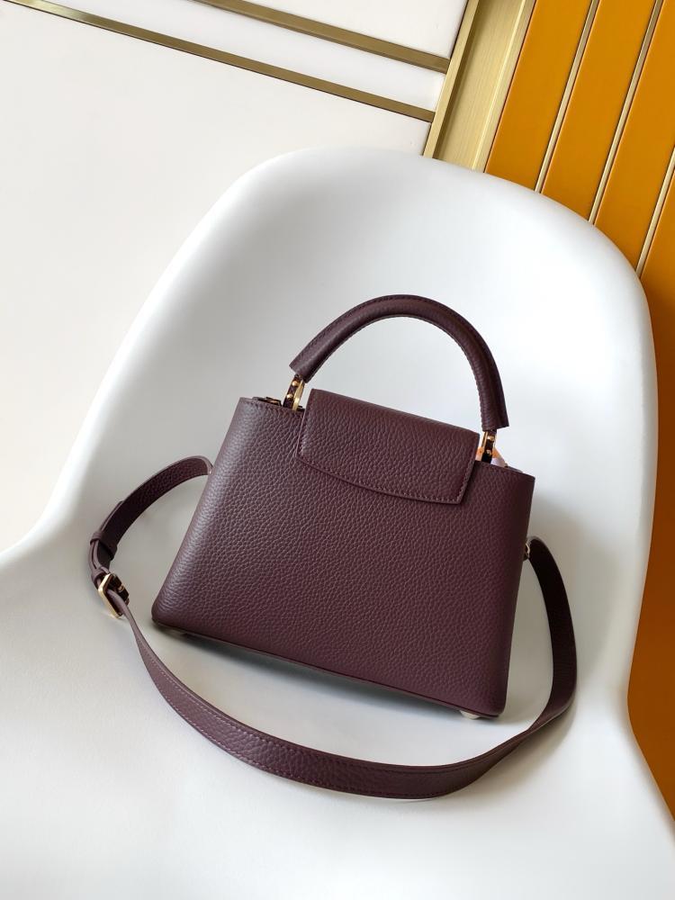 LV Capucines 27cm