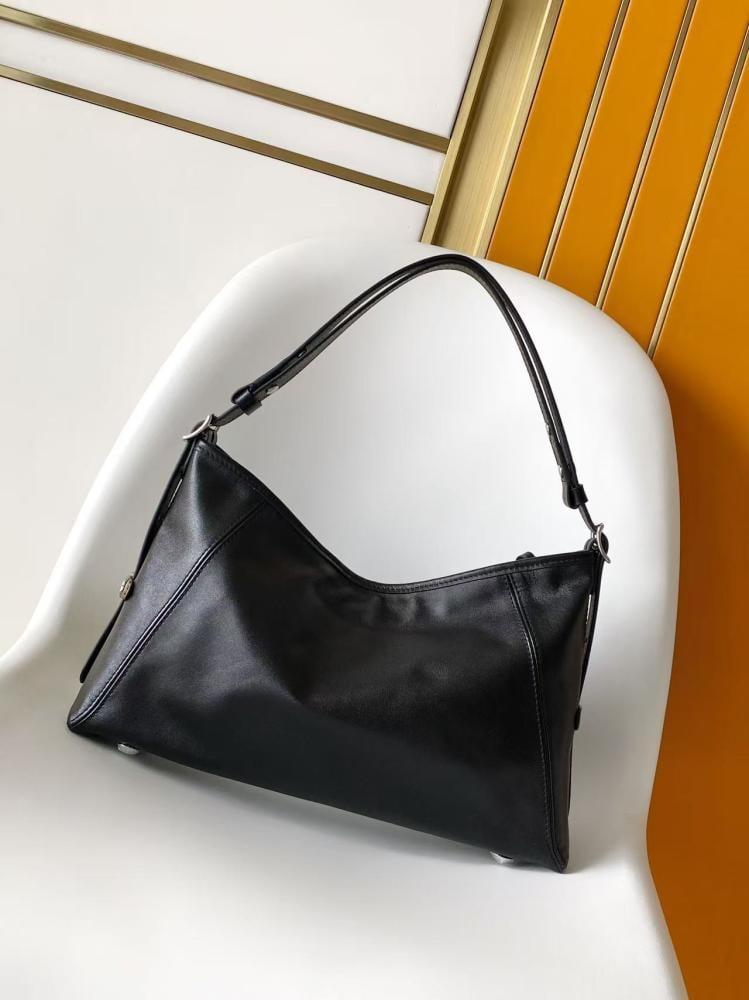 LV Hobo Bag 36cm