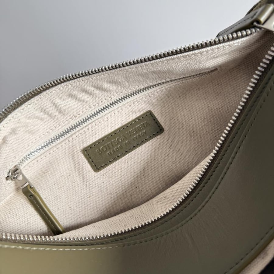 BV Tribeca Woven Tote Bag 30.5209cm