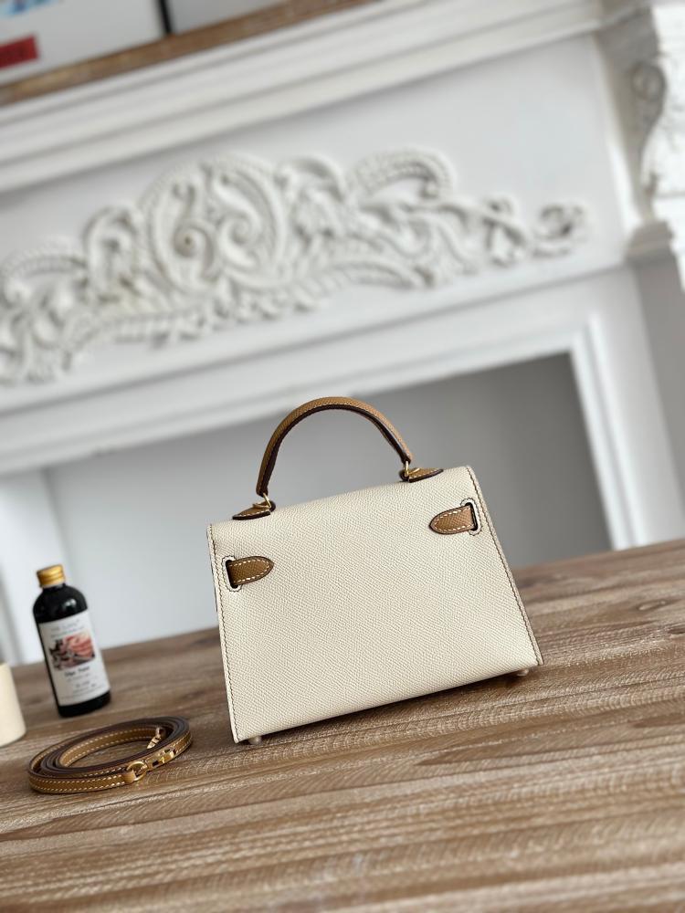 Hermes Mini Kelly II 19 Bag