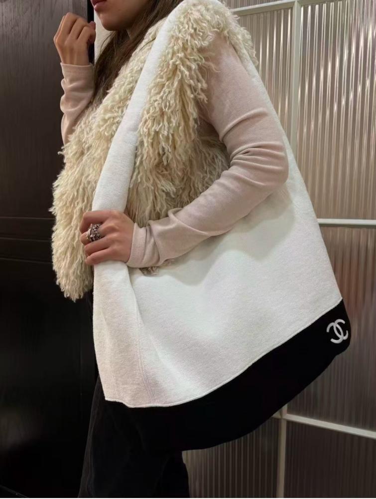 Chanel Terry Cotton Beach Bag Set with Pouch and Towel