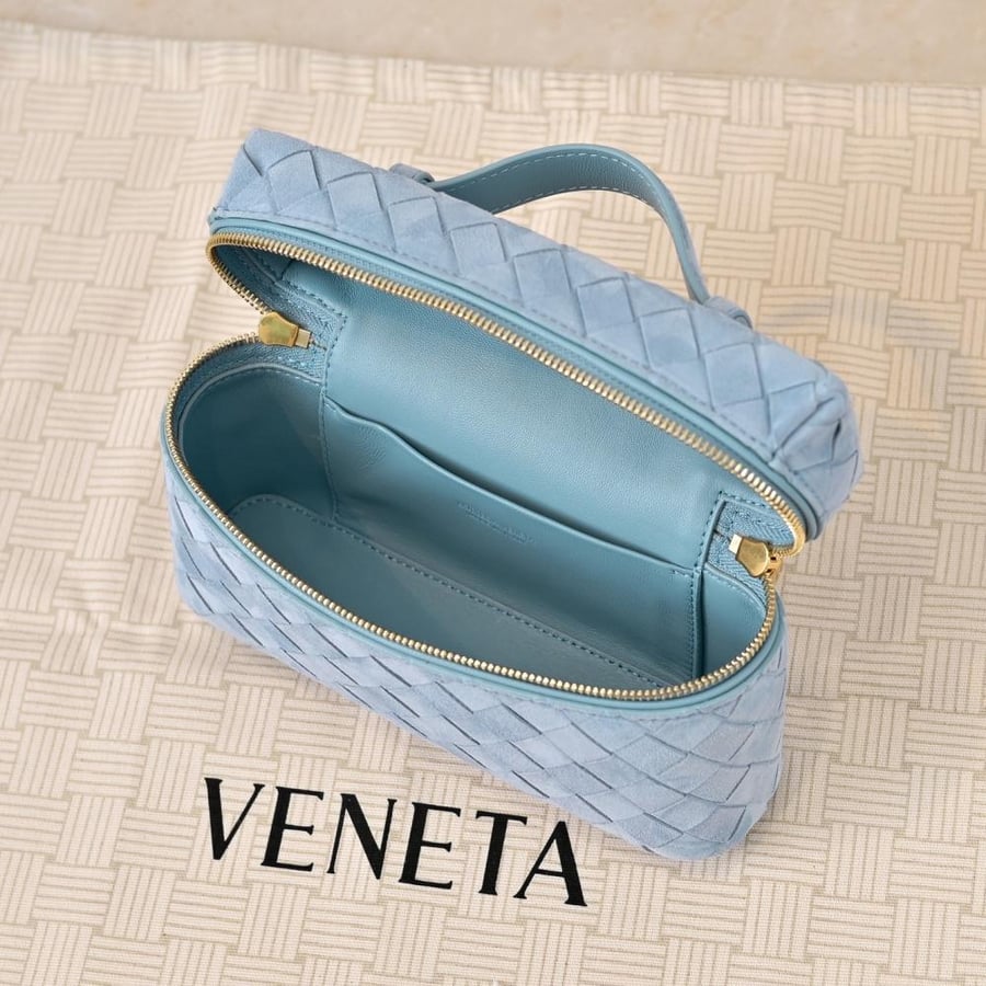 BV Vanity Case Bag 22cm