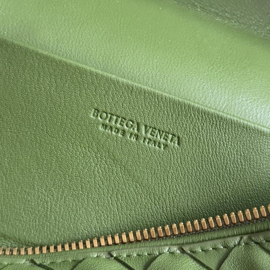 BV Vanity Case Bag 22cm
