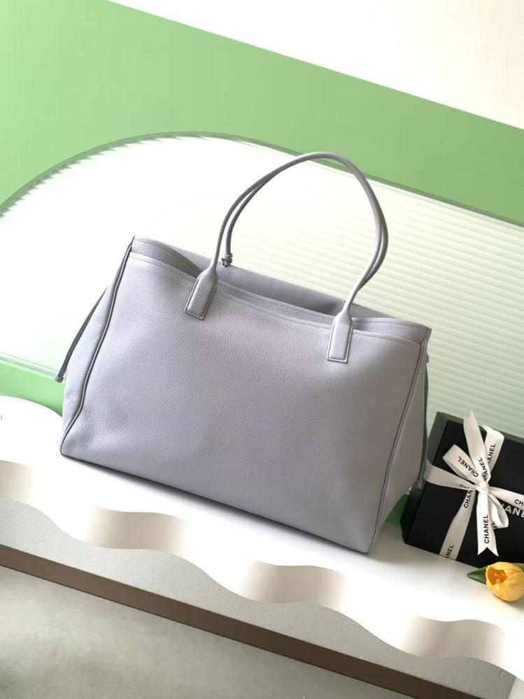 Chanel Grained Leather Tote Bag