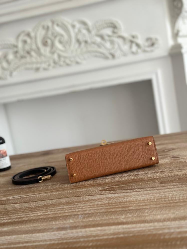 Hermes Mini Kelly II 19 Bag