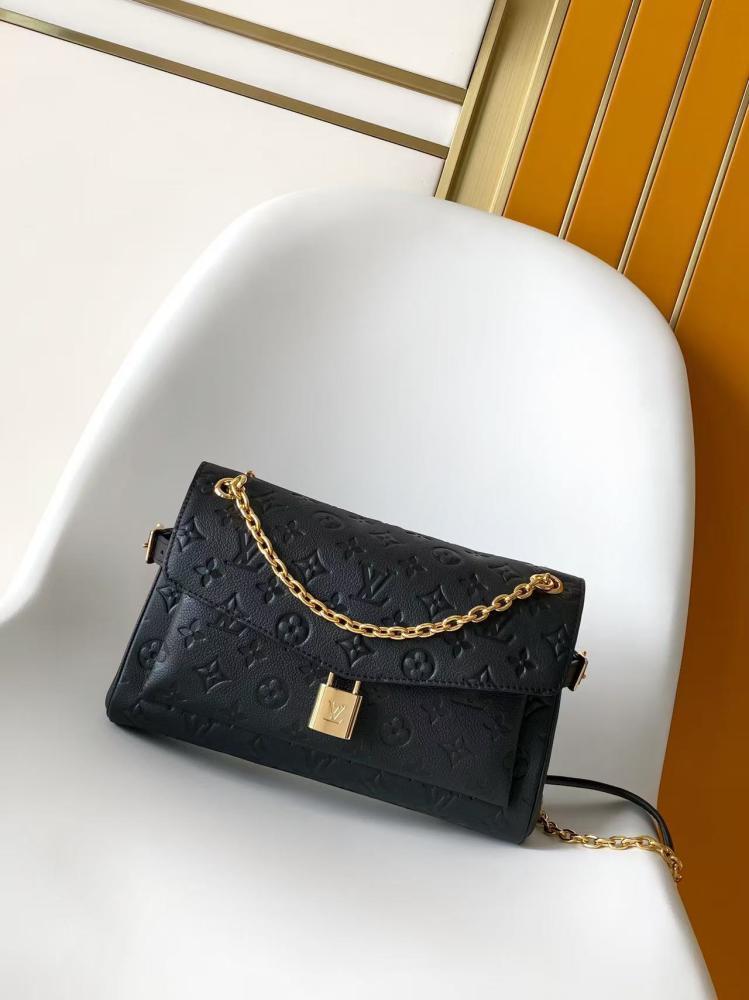 LV Lock Shoulder Bag 29.5*18.5*9.5cm