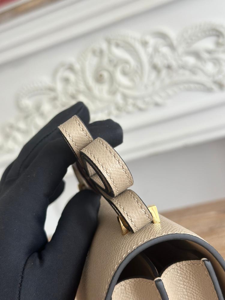 Hermes Constance 19 Epsom Bag