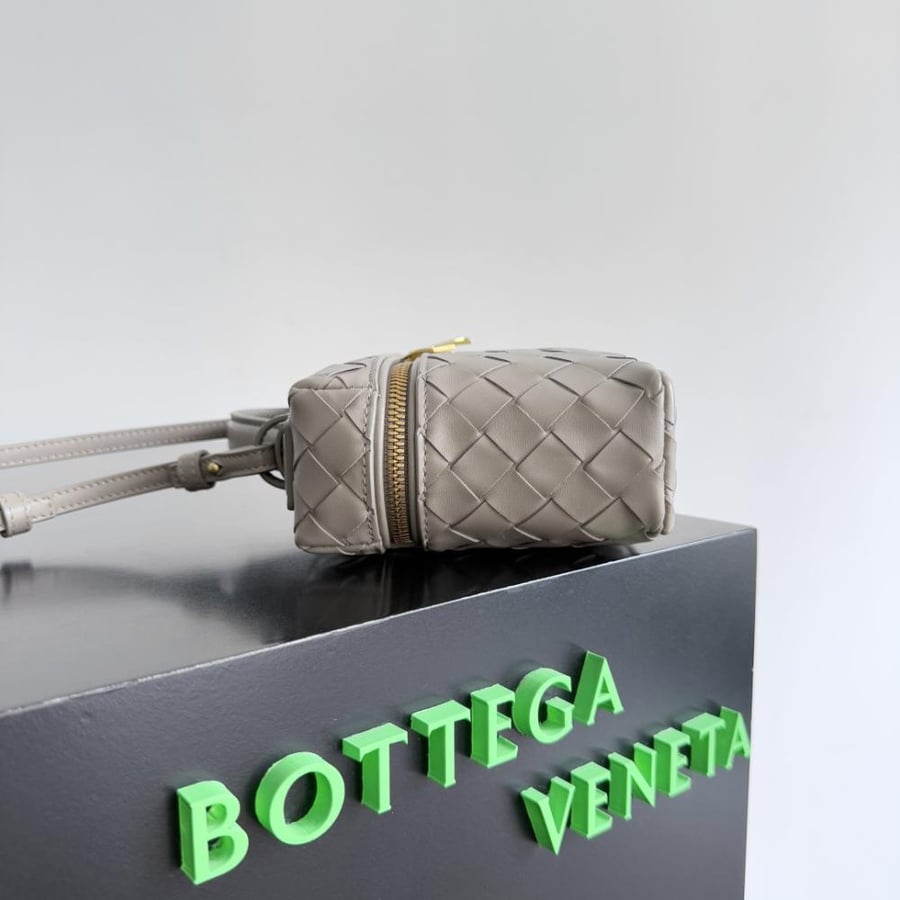 BV Vanity Case Bag 22cm