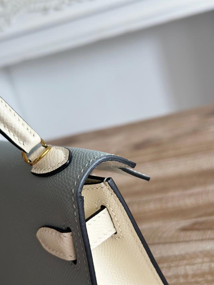 Hermes Mini Kelly II 19 Bag