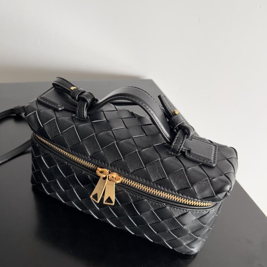 BV Vanity Case Bag 22cm