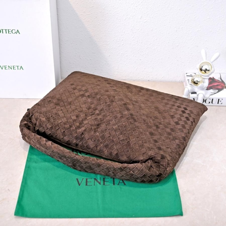 BV New Large Hop Bag 54cm (Suede)