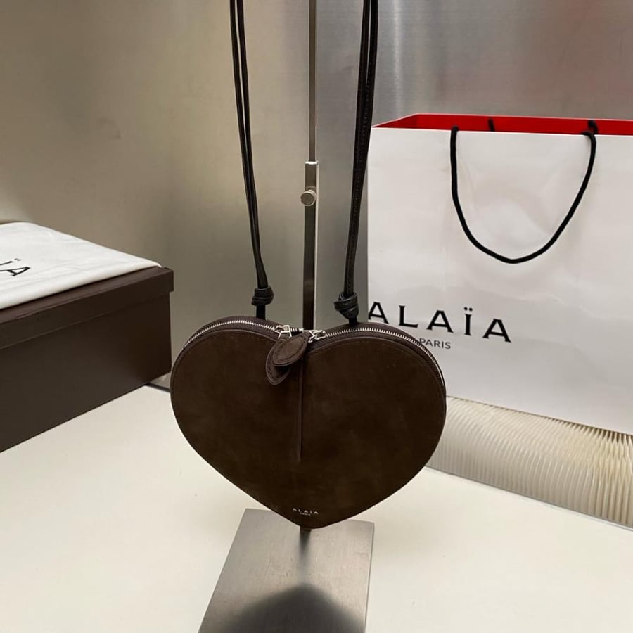 ALAÏA Le Cœur Bag