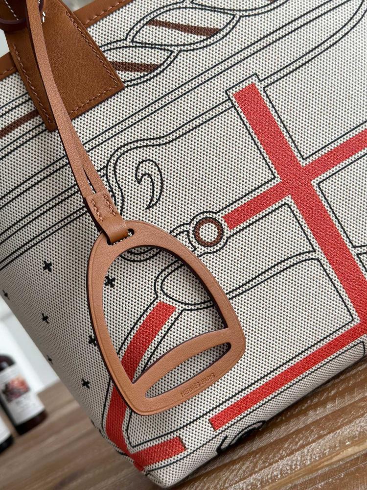 Hermes Steeple 28 Printed Canvas Tote Bag