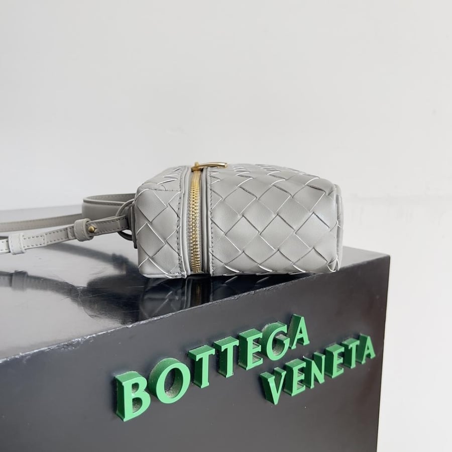 BV Vanity Case Bag 22cm