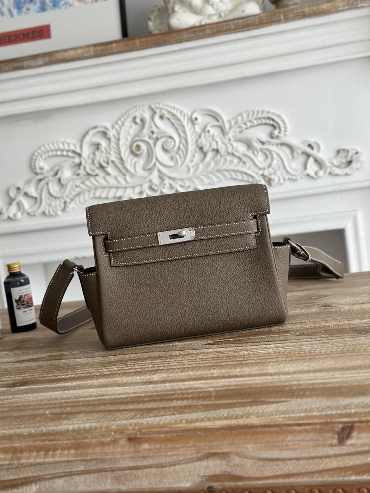 Hermes Kelly Messenger 25 Bag